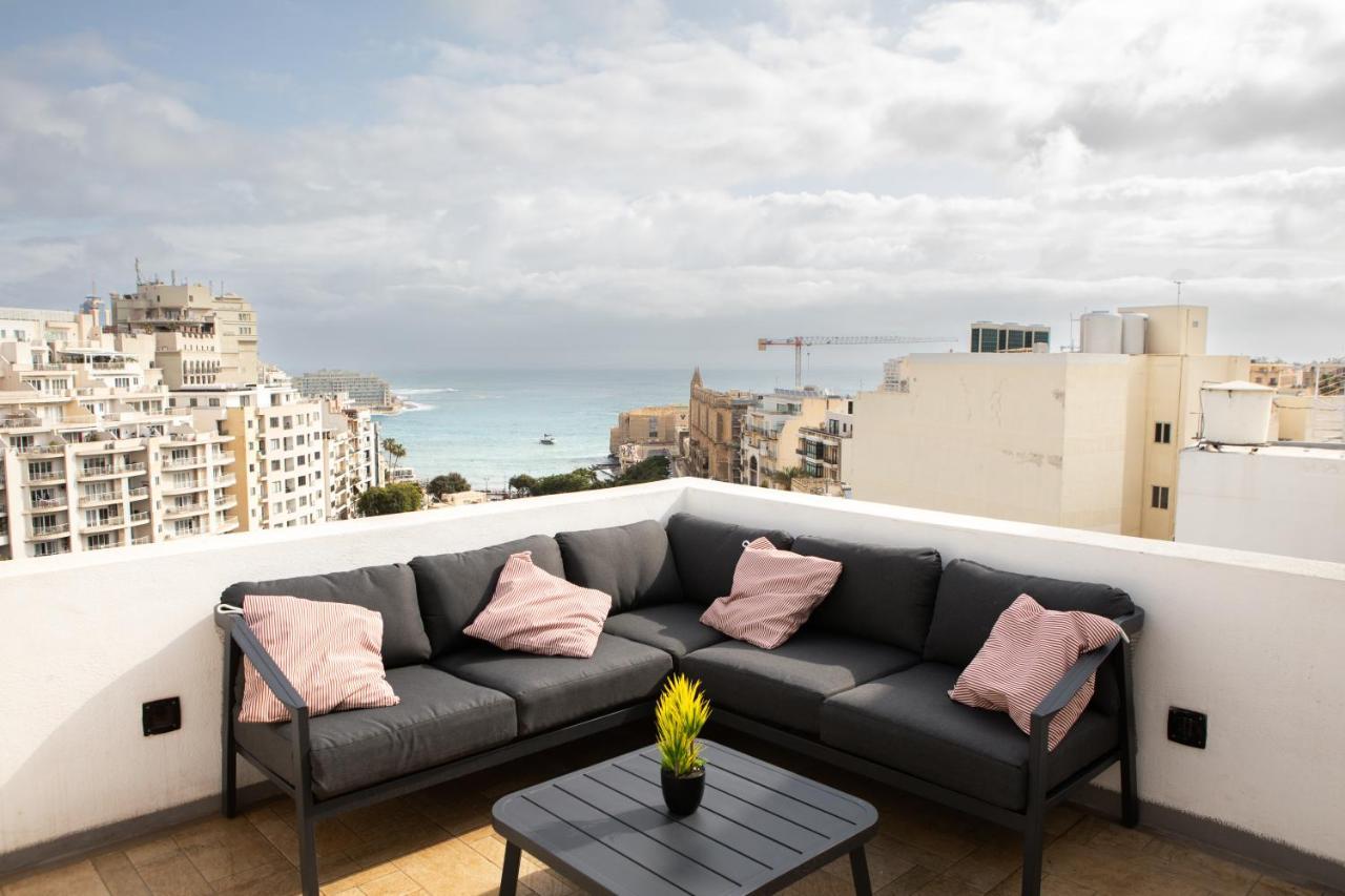 Entire Luxury Sliema Townhouse Steps From Beach Extérieur photo