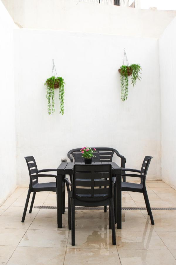 Entire Luxury Sliema Townhouse Steps From Beach Extérieur photo