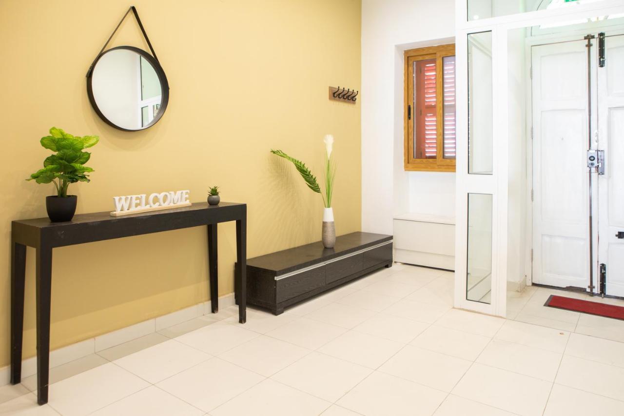 Entire Luxury Sliema Townhouse Steps From Beach Extérieur photo
